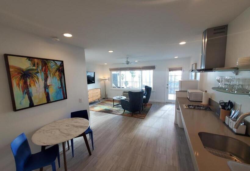 جناح مطلّ علي البحر, Sea Horse Resort