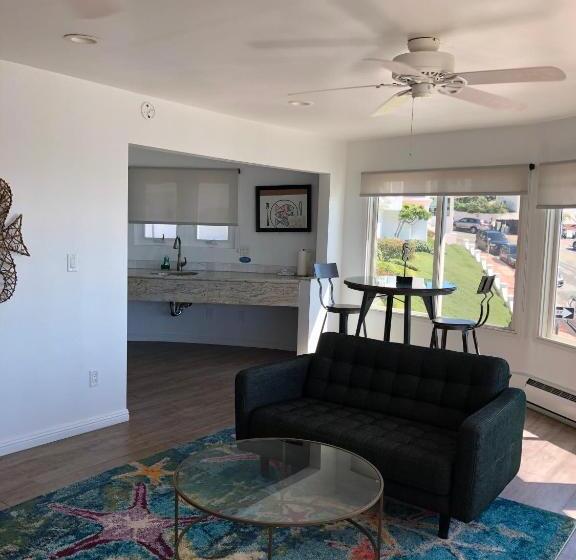 جناح ديلوكس مطل على البحر, Sea Horse Resort