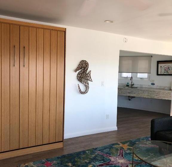 جناح ديلوكس مطل على البحر, Sea Horse Resort