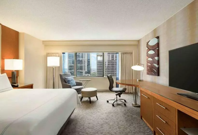 キングサイズベッドのクラシックルーム, Swissôtel Chicago