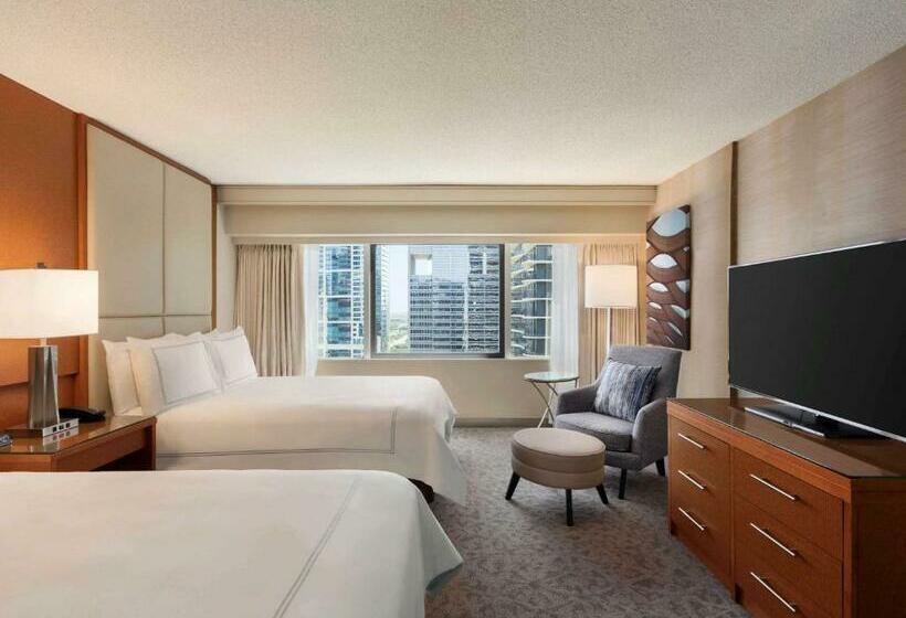 غرفه قياسيه سريرين مزدوجين, Swissôtel Chicago