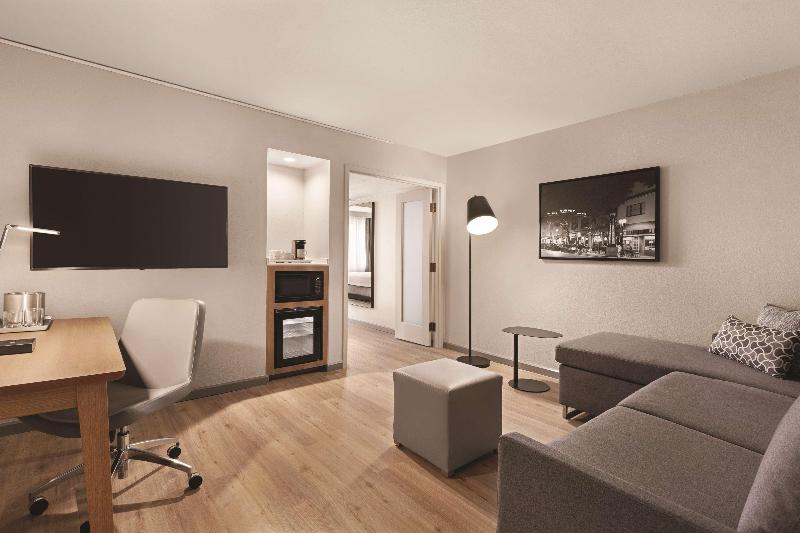 חדר דחוקס עם מיטת קינג, The Shoal Hotel La Jolla Beach