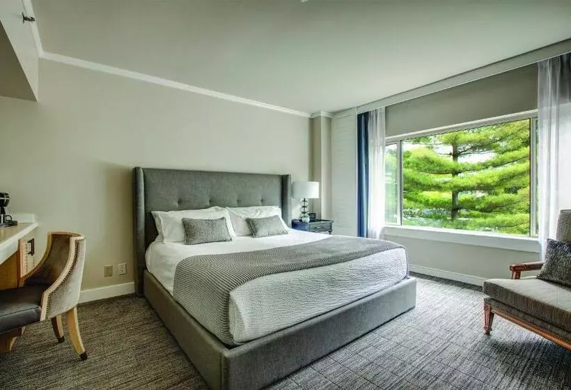身障者適用キングサイズベッドルーム, Woodmark Hotel & Still Spa