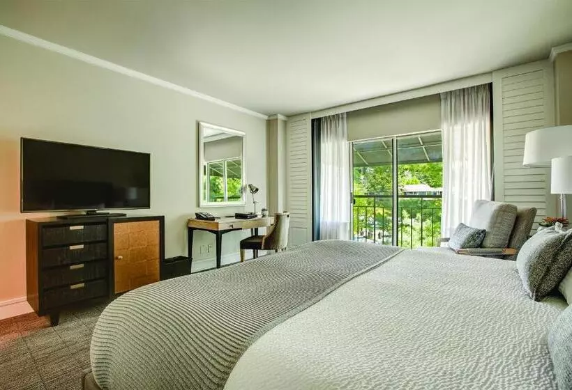 キングサイズベッドのスタンダードルーム, Woodmark Hotel & Still Spa