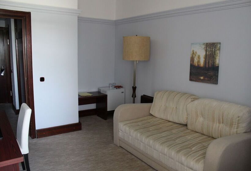 سوئیت با بالکن, Garni Hotel Jugoslavija