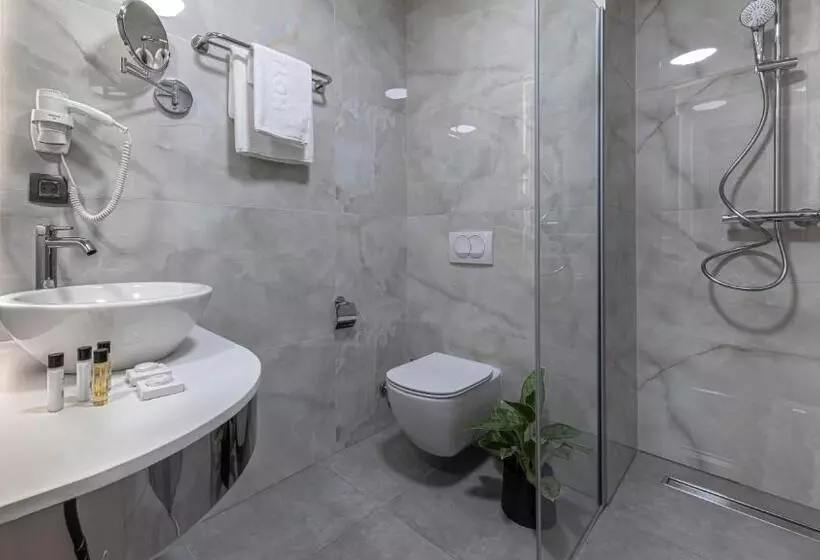 デラックススイート, Grand Hotel Zagreb