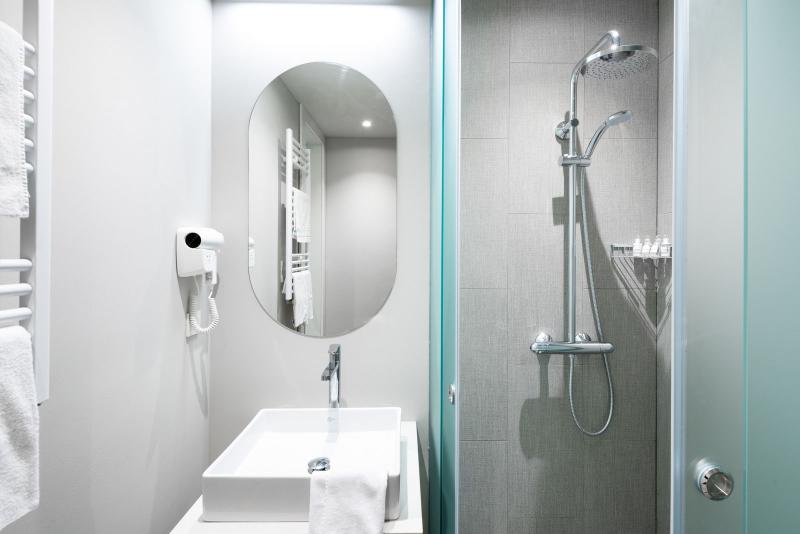 Номер Стандарт, Aminess Lišanj Family