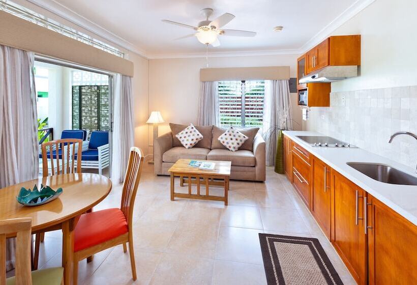 سوییت لوکس, Blue Horizon