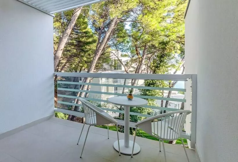 Habitación Estándar con Balcón, Bluesun Berulia