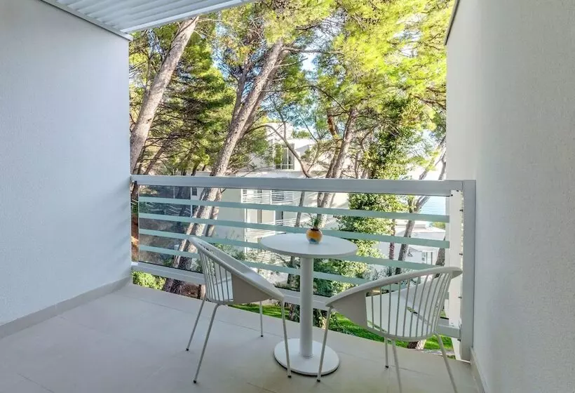 Habitación Estándar con Balcón, Bluesun Berulia