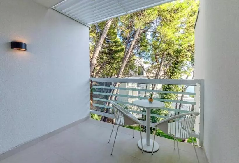 Habitación Estándar con Balcón, Bluesun Berulia