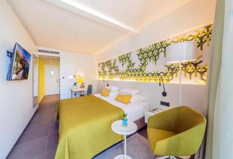 Habitación Estándar con Balcón, Bluesun Berulia