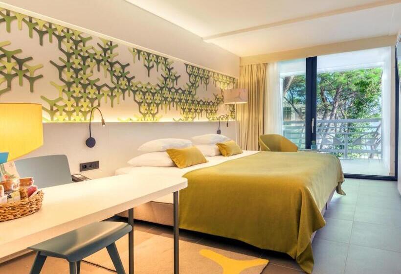 غرفة قياسية مزوَّدة بشُرفة, Bluesun Berulia