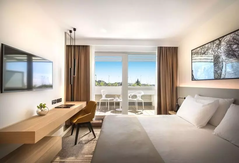 スーペリアールーム, Eden Hotel By Maistra Collection
