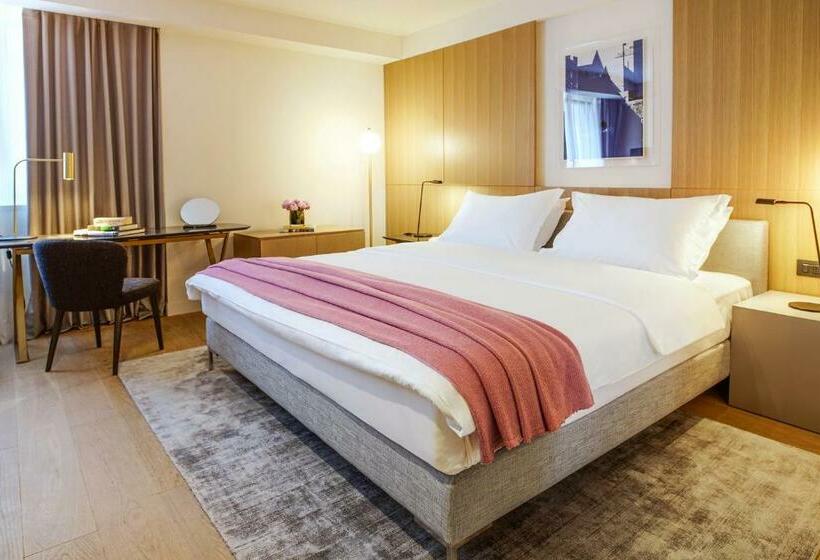 古典房间, Excelsior