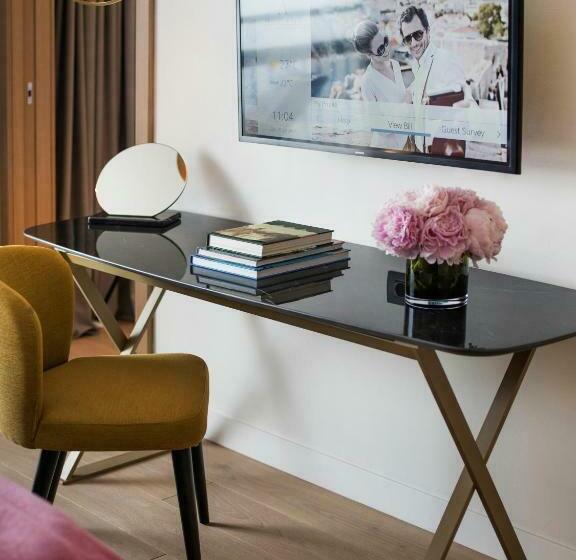 带海景的行政套房, Excelsior