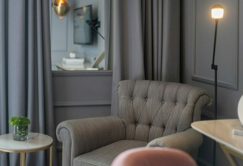 带1个卧室和海景的豪华别墅, Excelsior