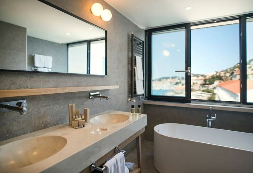 带海景的行政套房, Excelsior