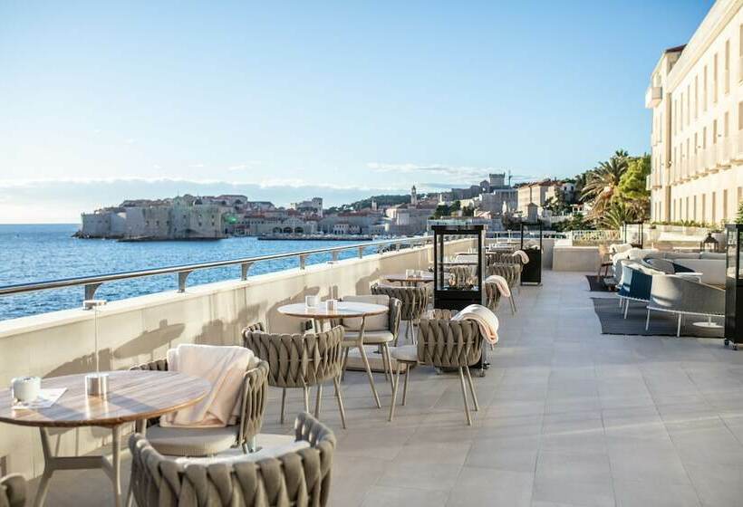 豪华海景房带阳台, Excelsior