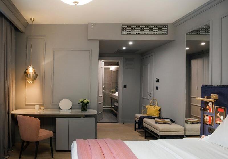 古典房间, Excelsior