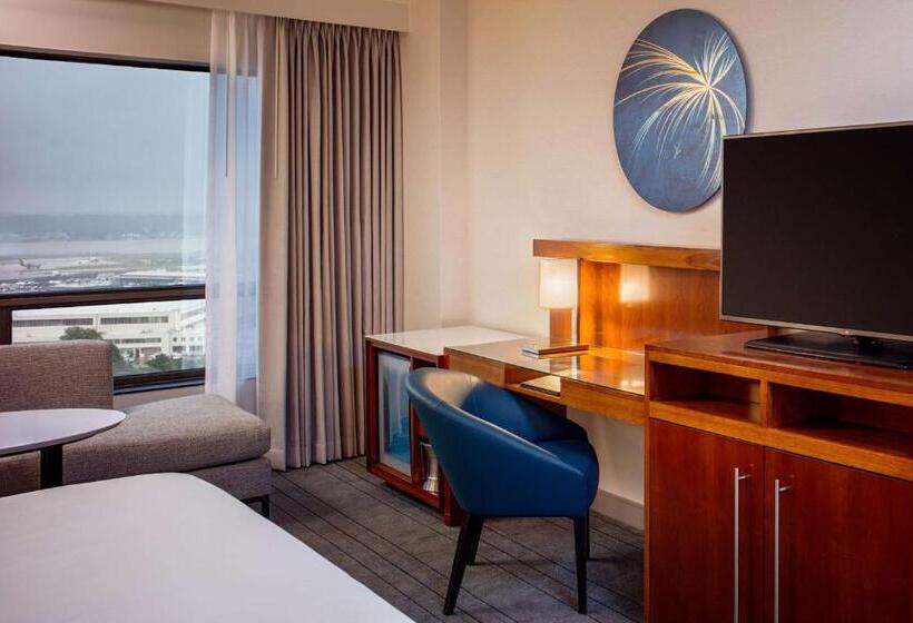Стандартный Номер Кровать Кинг, Hyatt Regency Crystal City At Reagan National Airport