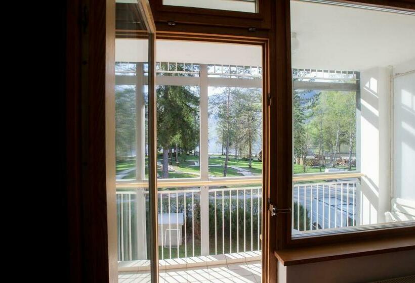 اتاق استاندارد با بالکن, Jezero