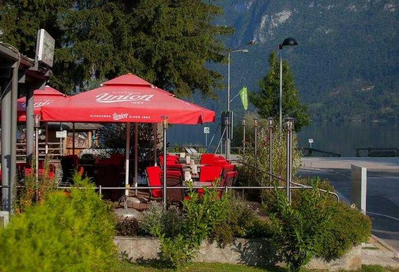 اتاق استاندارد با بالکن, Jezero