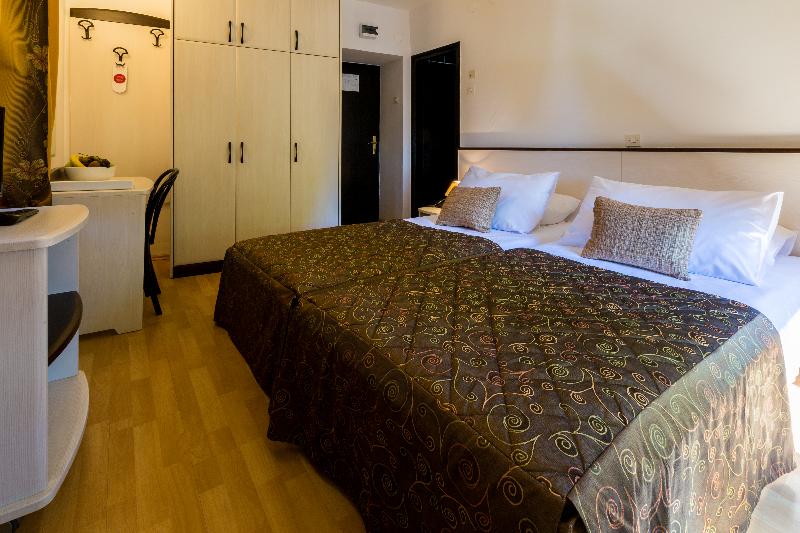 Номер Стандарт, Kastel