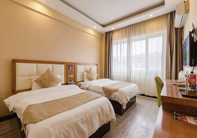 스탠다드 룸, Katarina