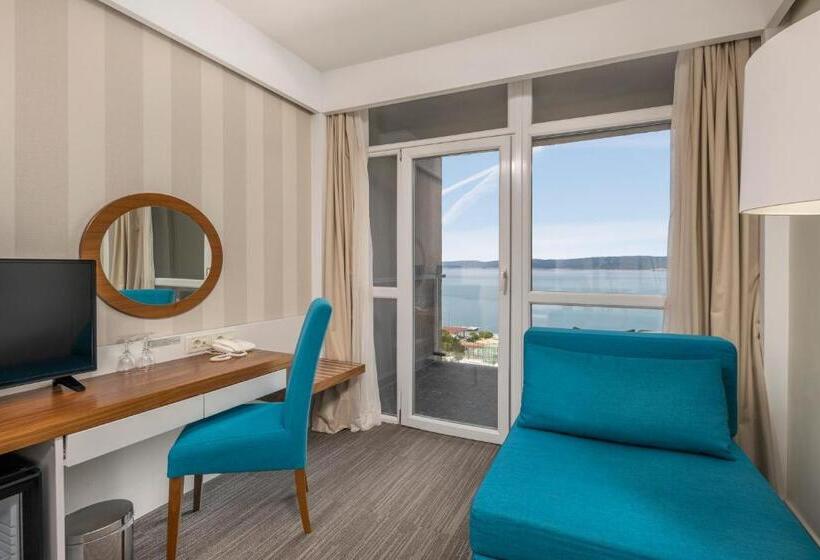 발코니가 있는 바다 전망 수피리어 룸, Katarina