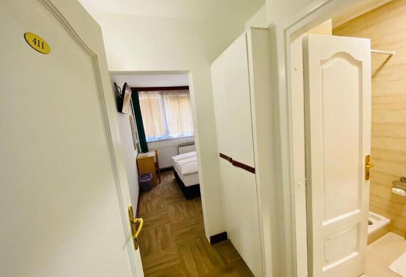 スタンダードシングルルーム, Slavonija