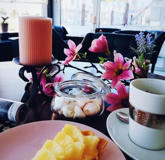 スタンダードシングルルーム, Slavonija