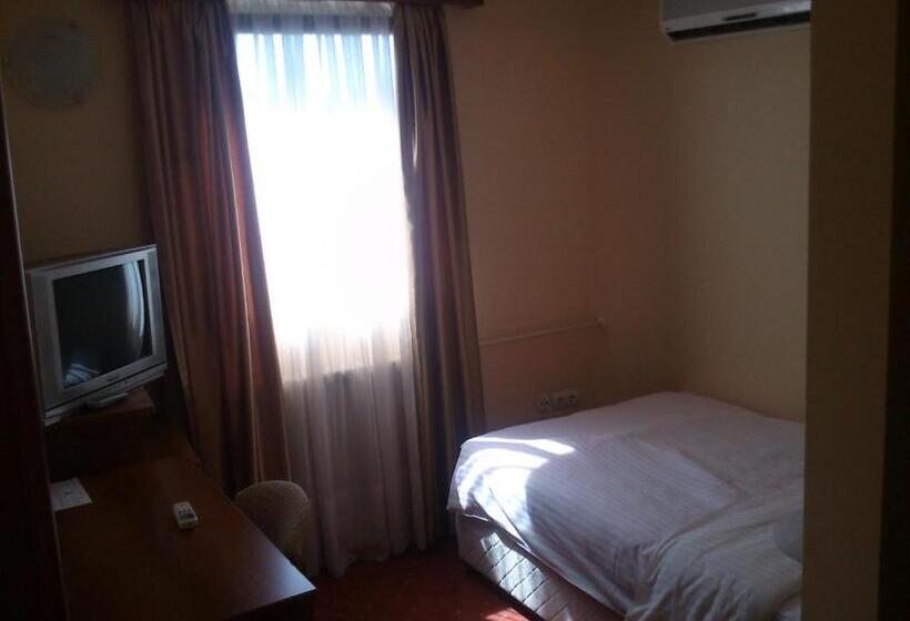 اتاق اکونومی یک تخته, Srbija