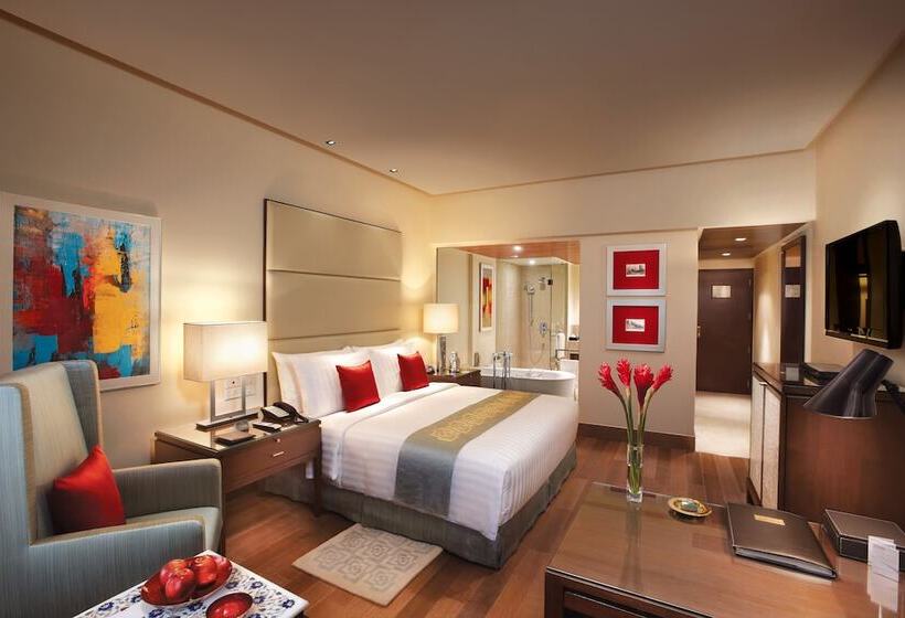 Номер Deluxe, The Oberoi Mumbai