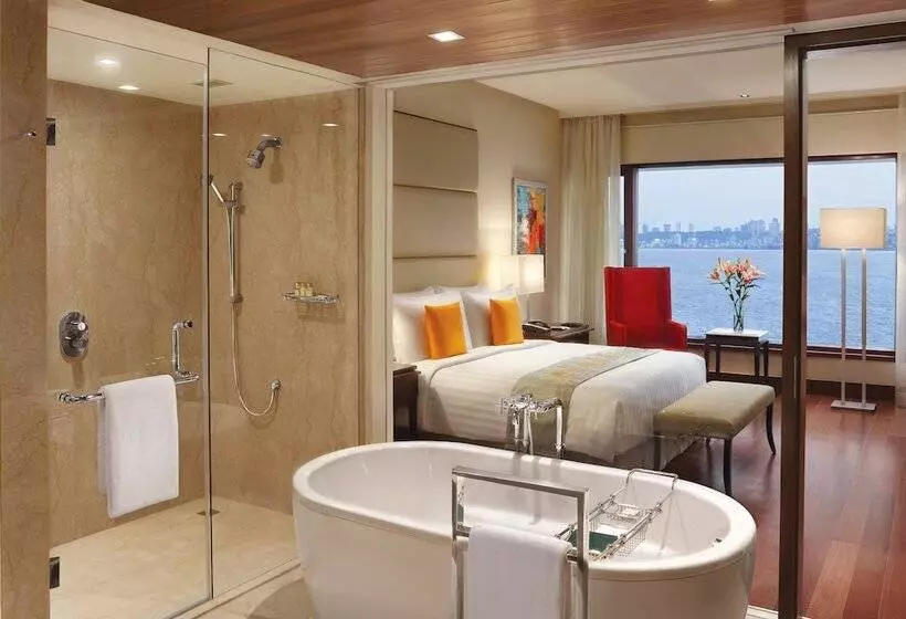 オーシャンビューデラックススイート, The Oberoi Mumbai