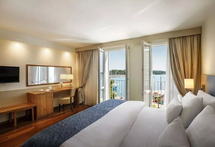 اتاق استاندارد با چشم‌انداز دریا, Valamar Riviera Hotel & Residence