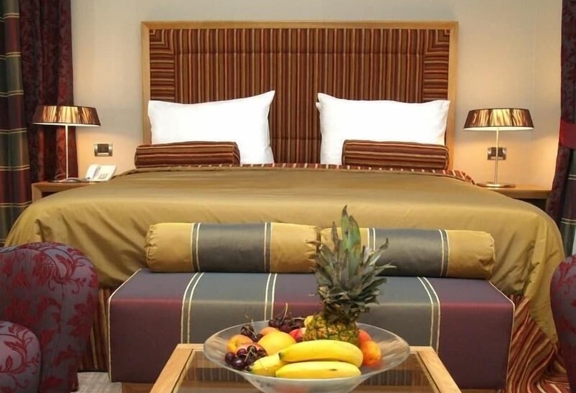 سوییت جونیور, Vardar