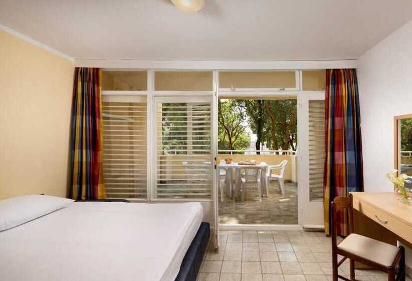 침실 1개 아파트, Lanterna Resort