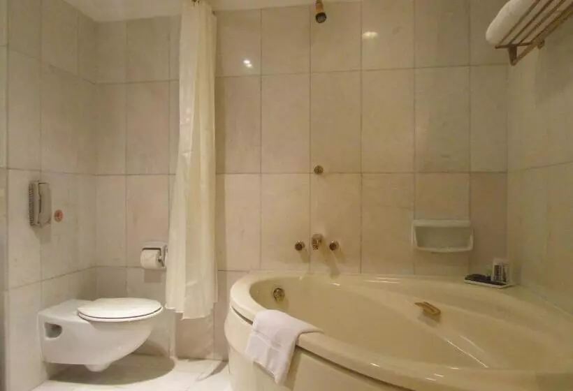 سوئیت پرزیدنت, Concorde Hotel Singapore