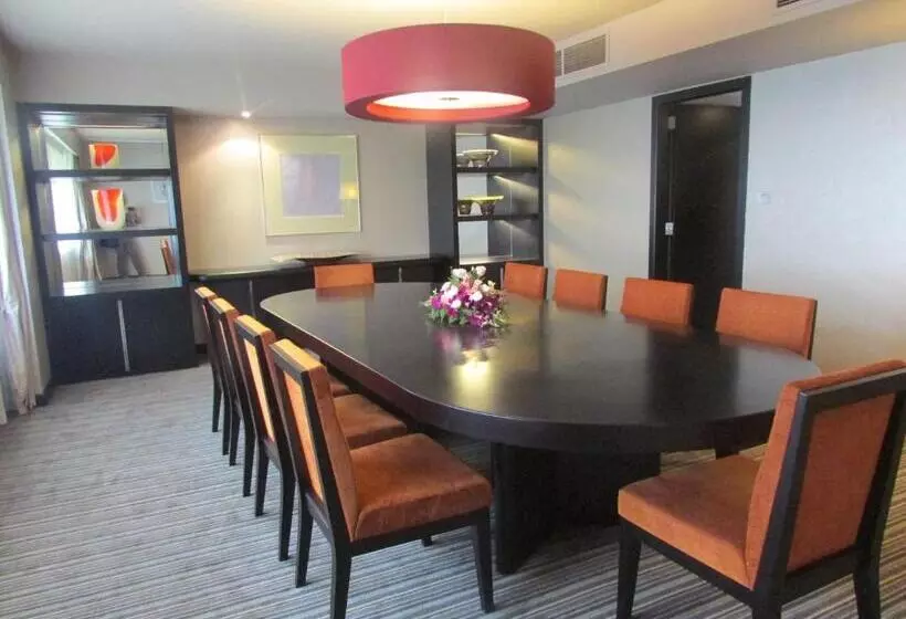 سوئیت پرزیدنت, Concorde Hotel Singapore