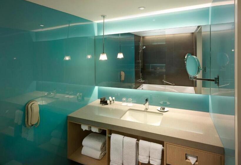 اتاق لوکس, Concorde Hotel Singapore