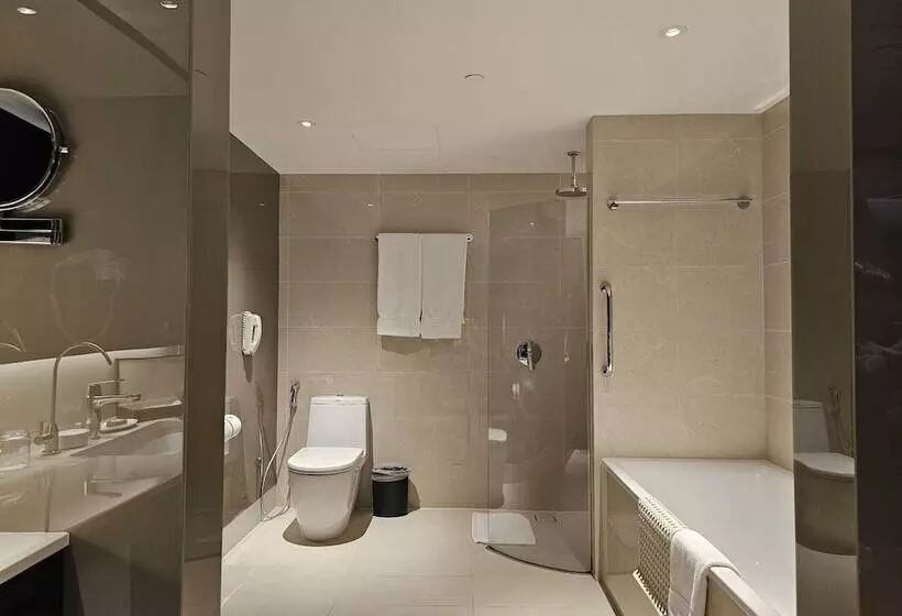 سوئیت پریمیوم, Concorde Hotel Singapore
