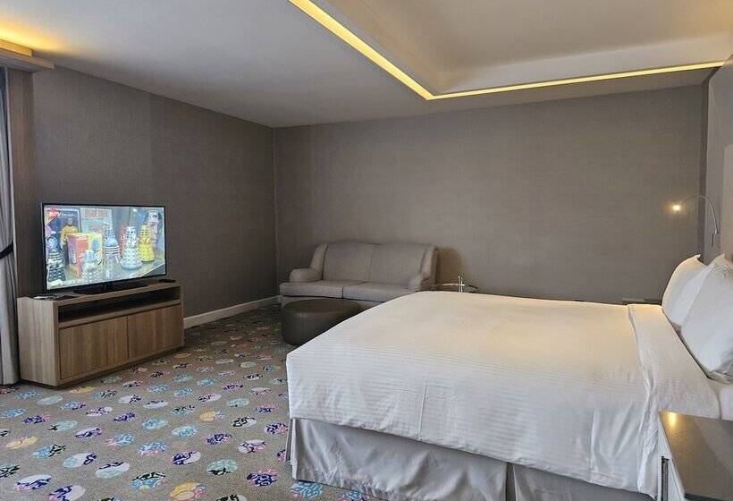 سوئیت پریمیوم, Concorde Hotel Singapore