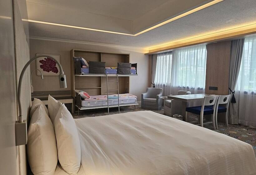 اتاق خانوادگی, Concorde Hotel Singapore