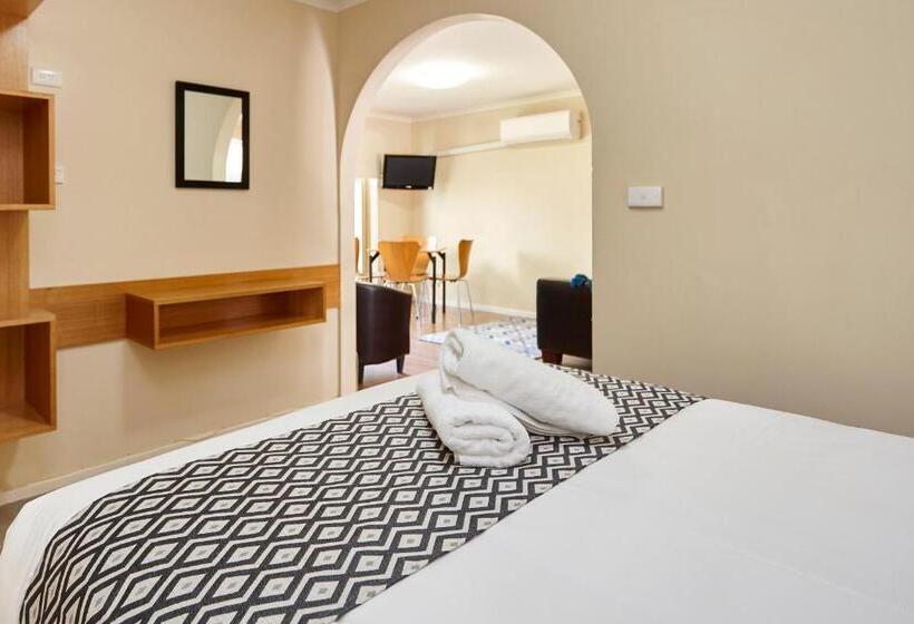 内部两卧公寓, Elphin Serviced Apartments