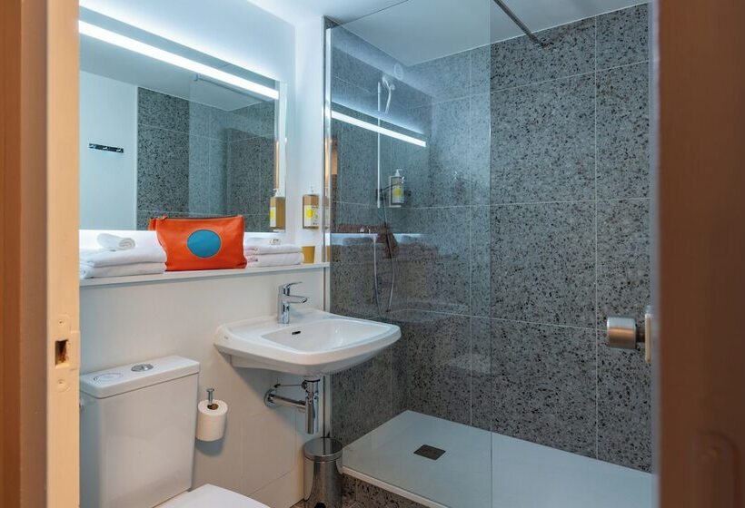 스탠다드 룸, Greet Hotel Chatellerault