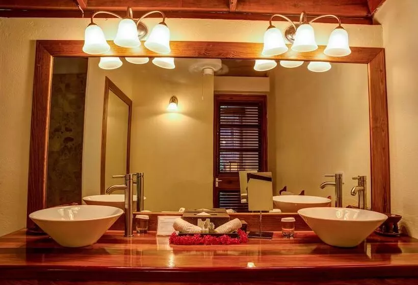 اتاق لوکس, Anse Chastanet Resort