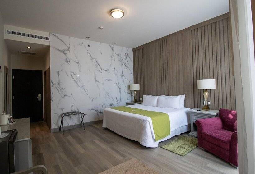 اتاق اجرایی, Araiza Mexicali