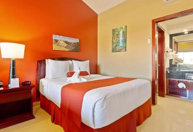 キングサイズベッドのデラックスルーム, Best Western Plus Belize Biltmore Plaza