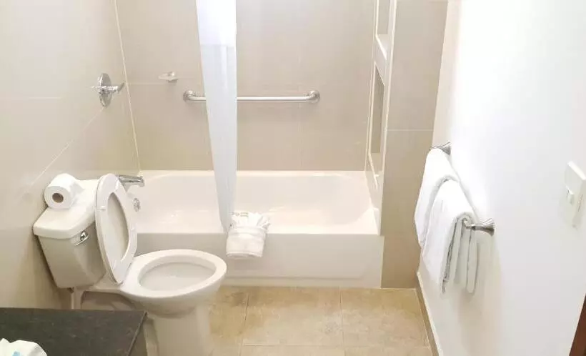 プレミアムルーム, Best Western Plus Belize Biltmore Plaza